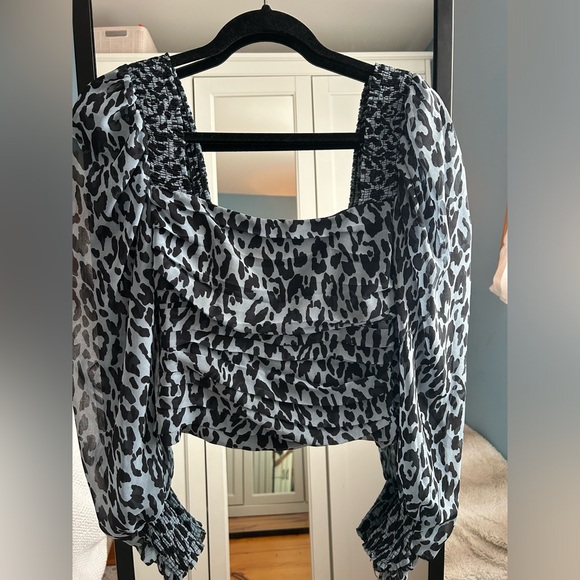 Zara Print Top - Picture 5 of 6